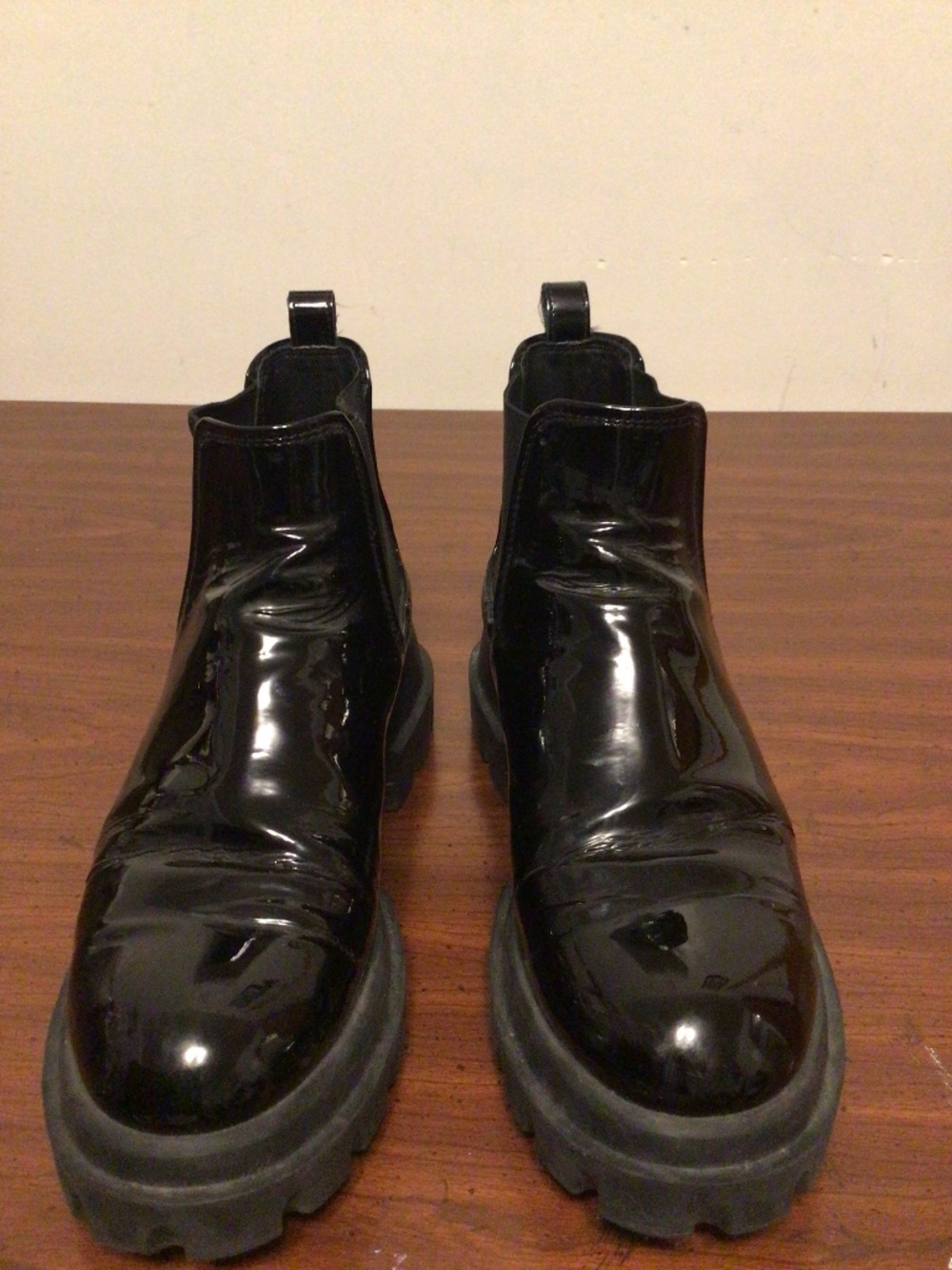 AGL patent leather Made in Italy slip on chunky ankle boot SZ Euro,SZ,40